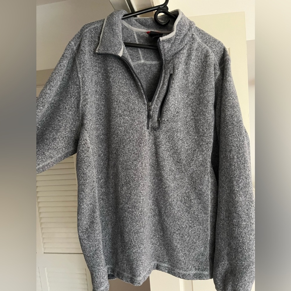 The North Face pullover. Mens 2XL